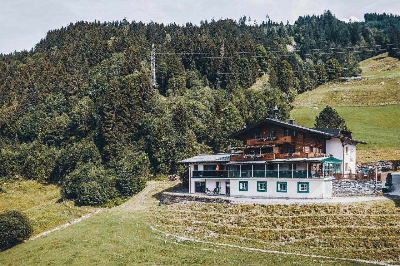 Hotel Garni Panorama Guggenbichl Kaprun Exterior foto